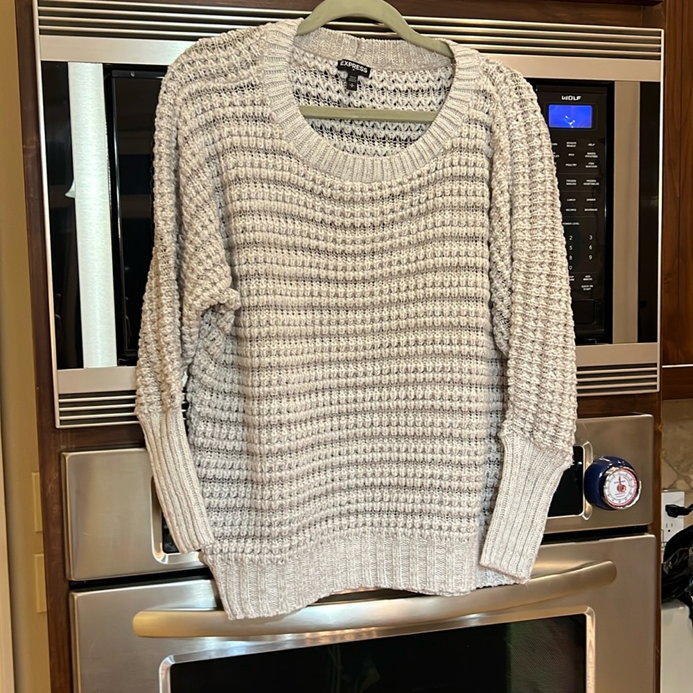 EXPRESS BEIGE STRIPED TONAL PATTERN CHUNKY SLOUCHY SWEATER, SIZE S, EUC